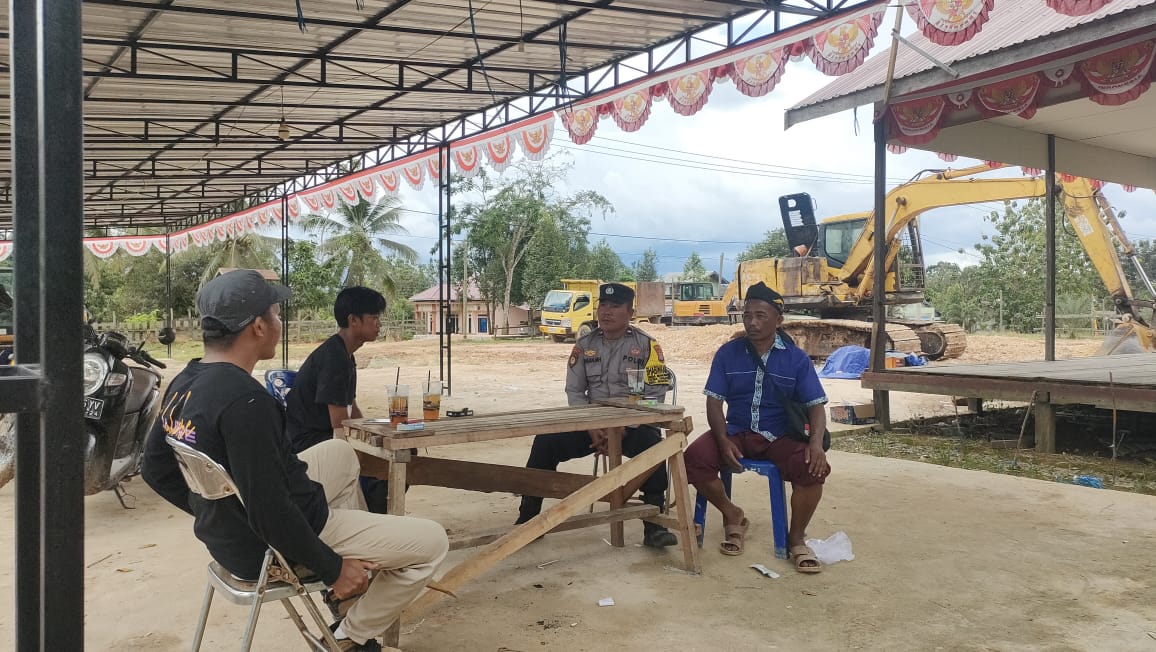 Bhabinkamtibmas Desa Manunggal Jaya Ajak Warga Perkuat Persatuan dan Waspada Pengaruh Negatif di Era Digital